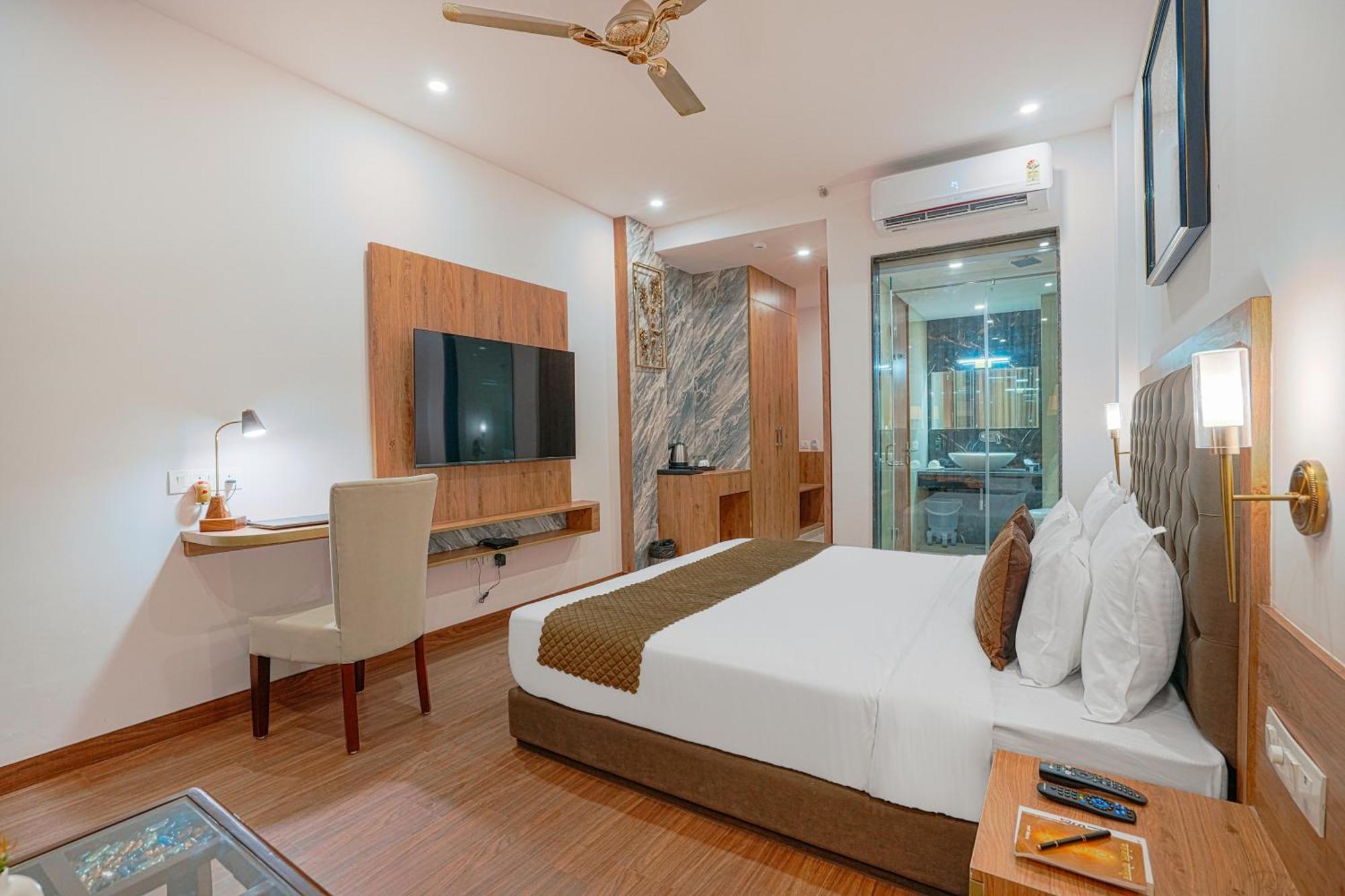 The Sanawar Heights I Kasauli I New Property Esterno foto